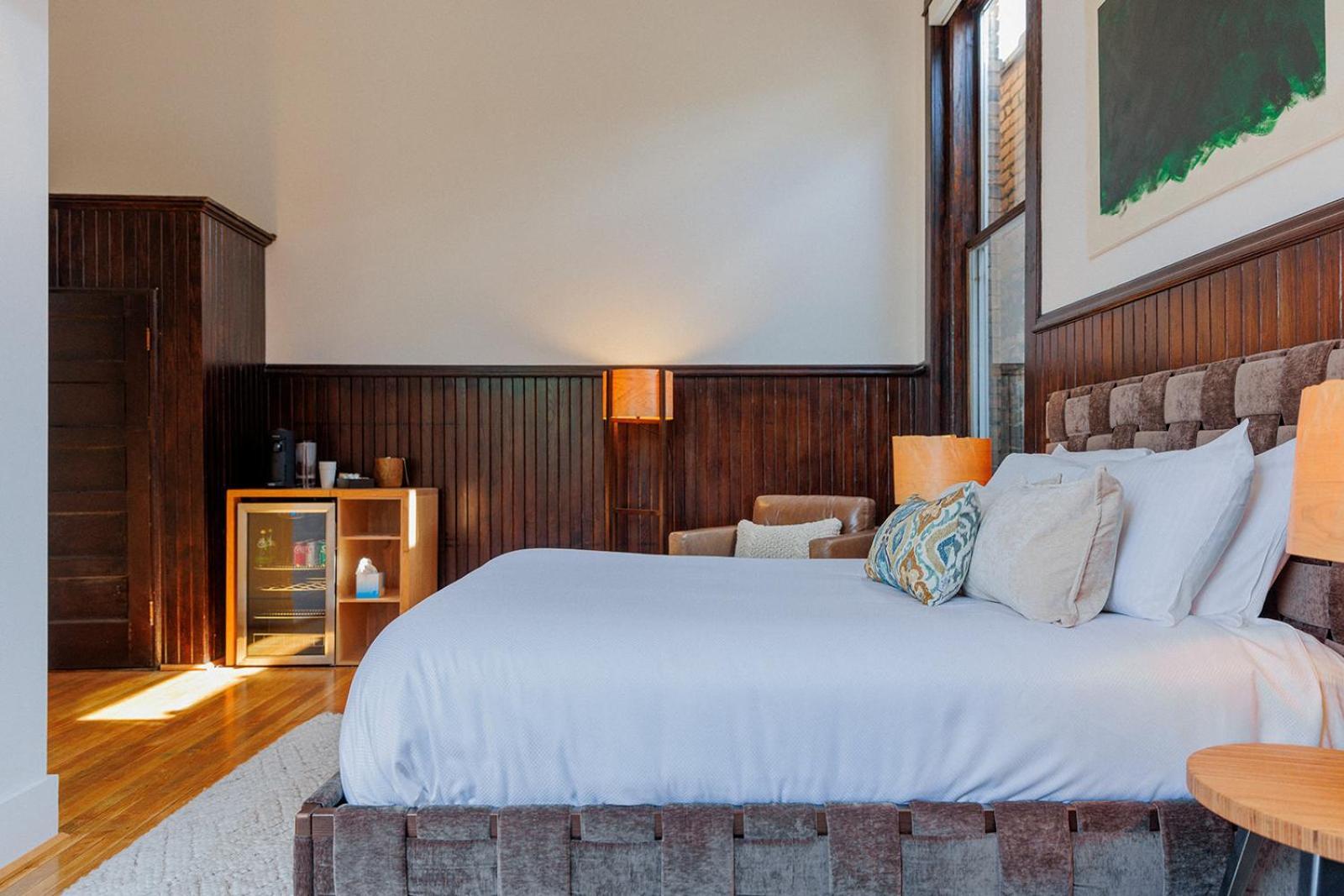 Fire Station One Boutique Hotel Роанок Экстерьер фото